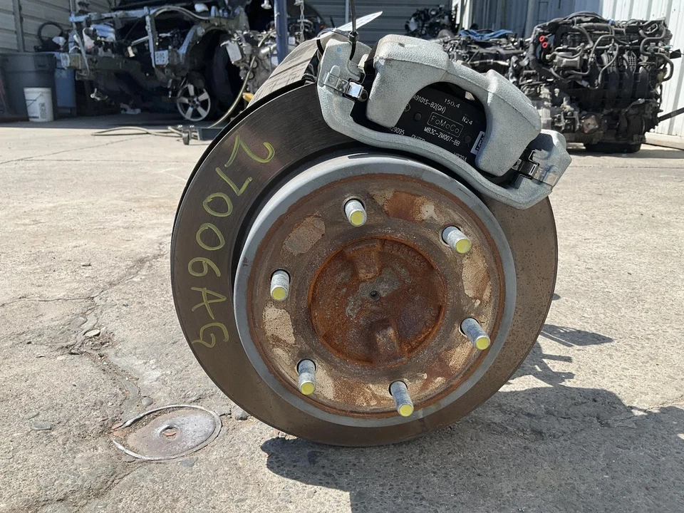 2024 FORD RANGER Rear Axle Assembly with electronic locking differential  - Image 2 of 4