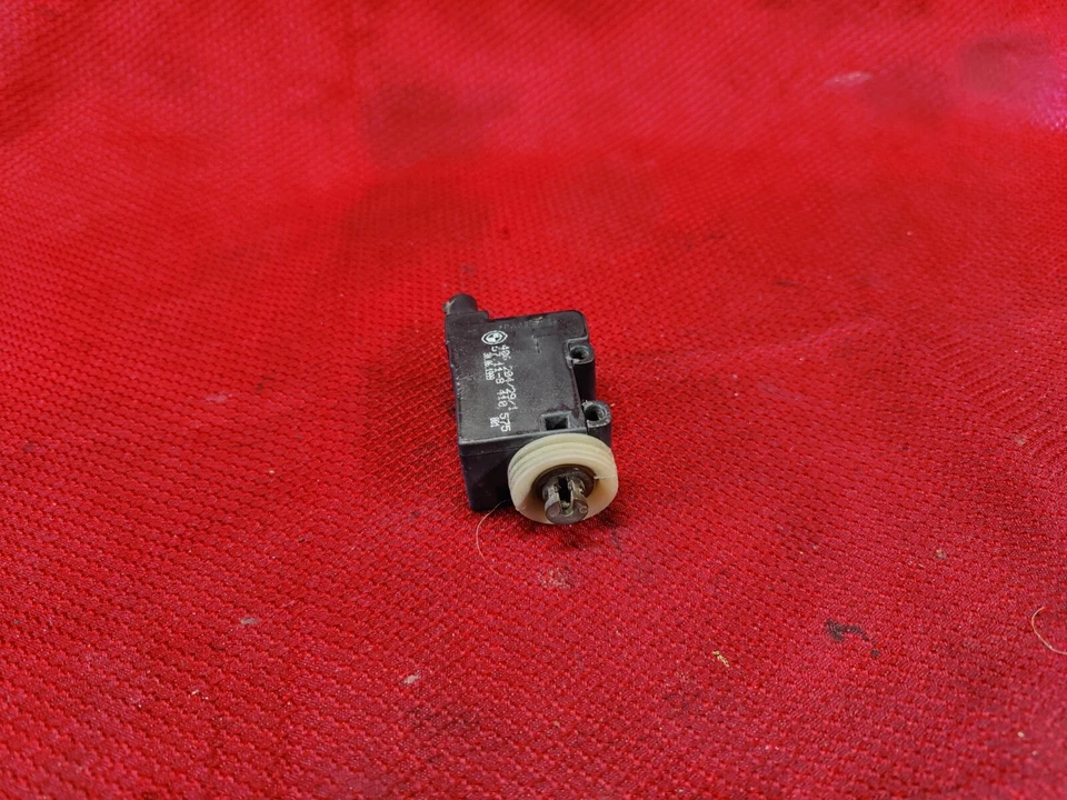 BMW Z3 1996-2002 gasolina llenado de combustible cuello puerta tapa cierre pestillo actuador motor OEM Foto 4 de 4