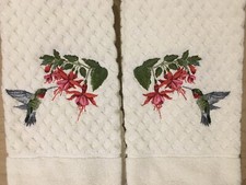 Set 2 Embroidered Ruby Throated Hummingbird Fuchsia Flowers Bathroom Hand Towels
