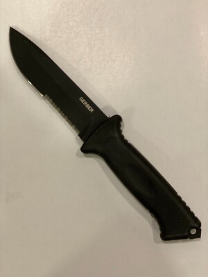 Gerber Prodigy Serrated Knife with Sheath 22-01121