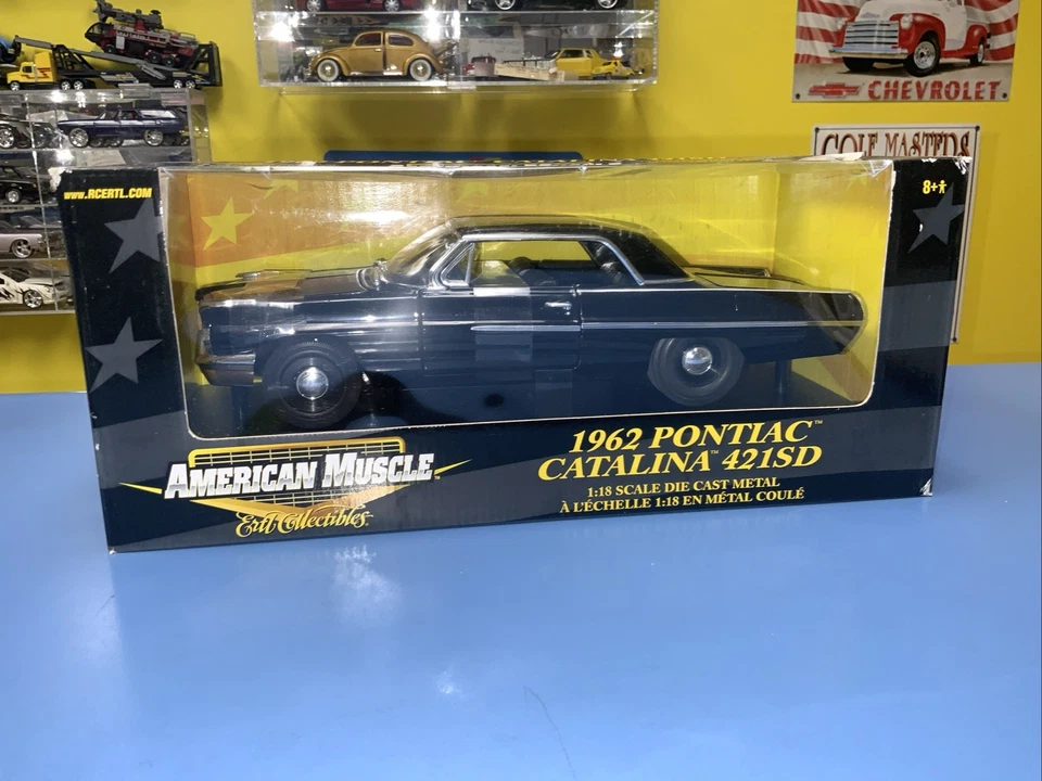 AMERICAN MUSCLE ERTL 1962 PONTIAC CATALINA 421SD  "BLACK"   (NEW) - Image 3 of 4