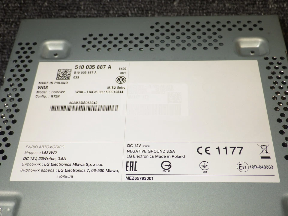 18639 VW Golf 7 VII Sportsvan, Touran 5T Radio Composition Touch DAB+ 510035887A - Bild 2 von 4