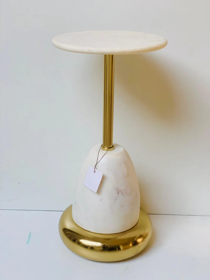 MESA REDONDA DE MÁRMOL BLANCO DE LUJO - CON METAL DORADO - EXTREMO, BEBIDA, CAFÉ, LADO, JARDÍN Foto 2 de 4