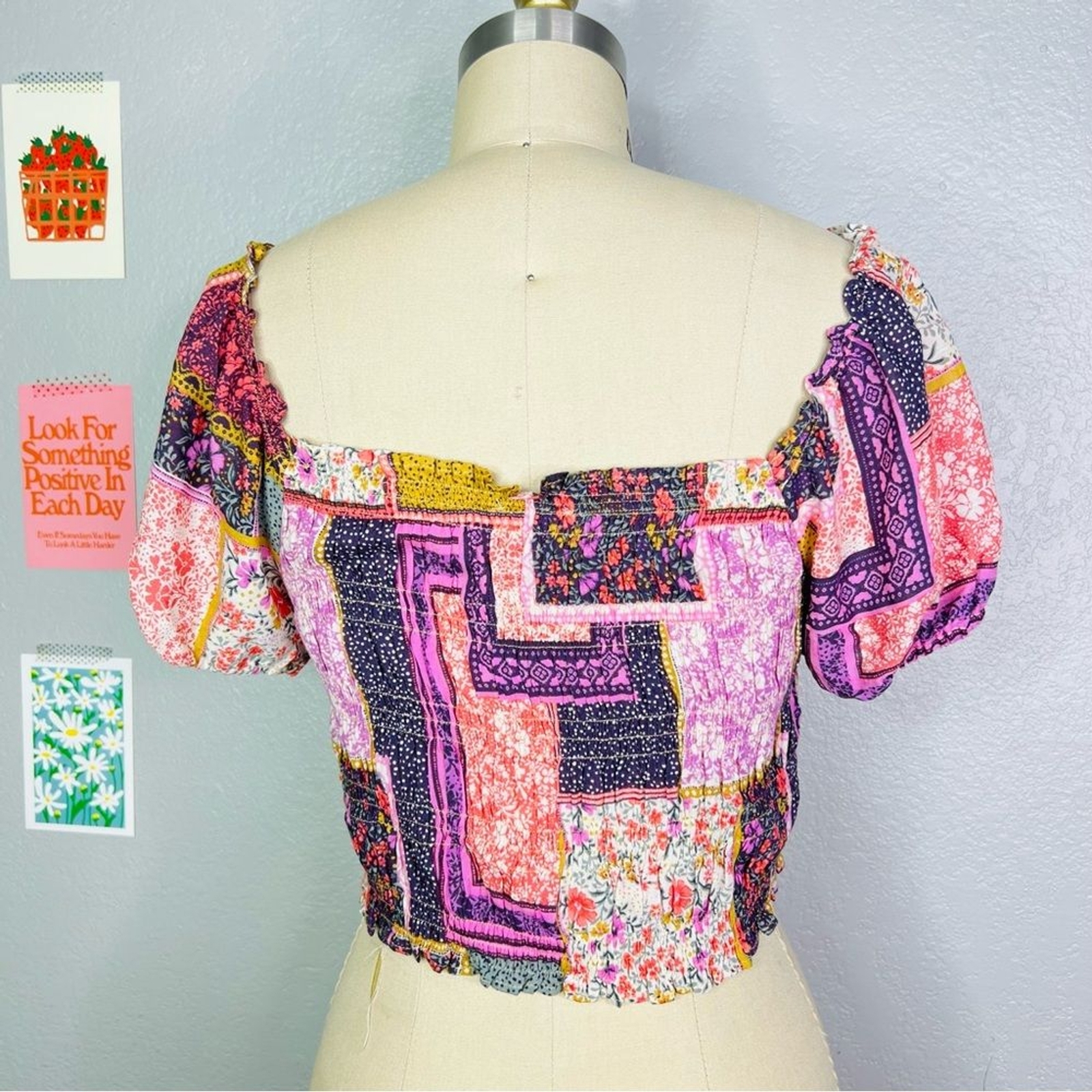 Olivaceous cropped patchwork drawstring crop top … - image 4