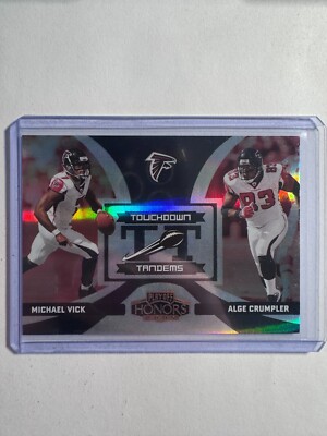 K319,864 - 2005 Playoff Honors Tandems Holofoil #TT1 M. Vick/A. Crumpler #/100