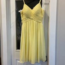 formal brand new yellow formal dress for prom/ cruise / wedding. Size 8