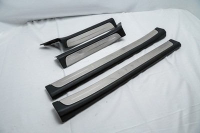 2006-2008 Infiniti FX35/FX45 Door Sill Trim Plate OEM