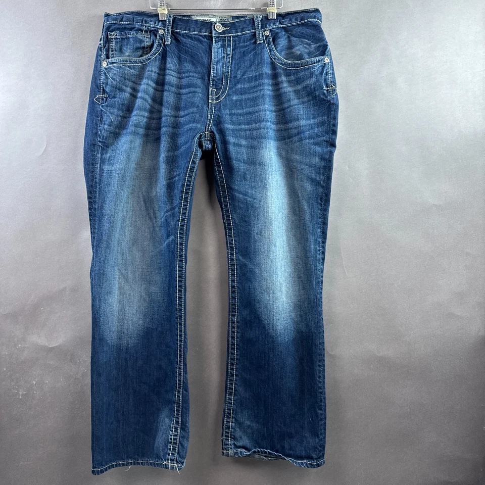 Pantalones de mezclilla BKE para hombre 40x30 azul Derek hebilla oscuros desgastados lavados (Tag38S) Foto 2 de 4