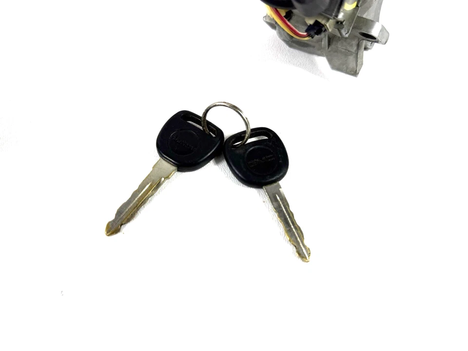Conjunto de interruptor de carcasa de cilindro de encendido GM S10 Blazer 2000-2005 con (1) llave OEM Foto 2 de 4