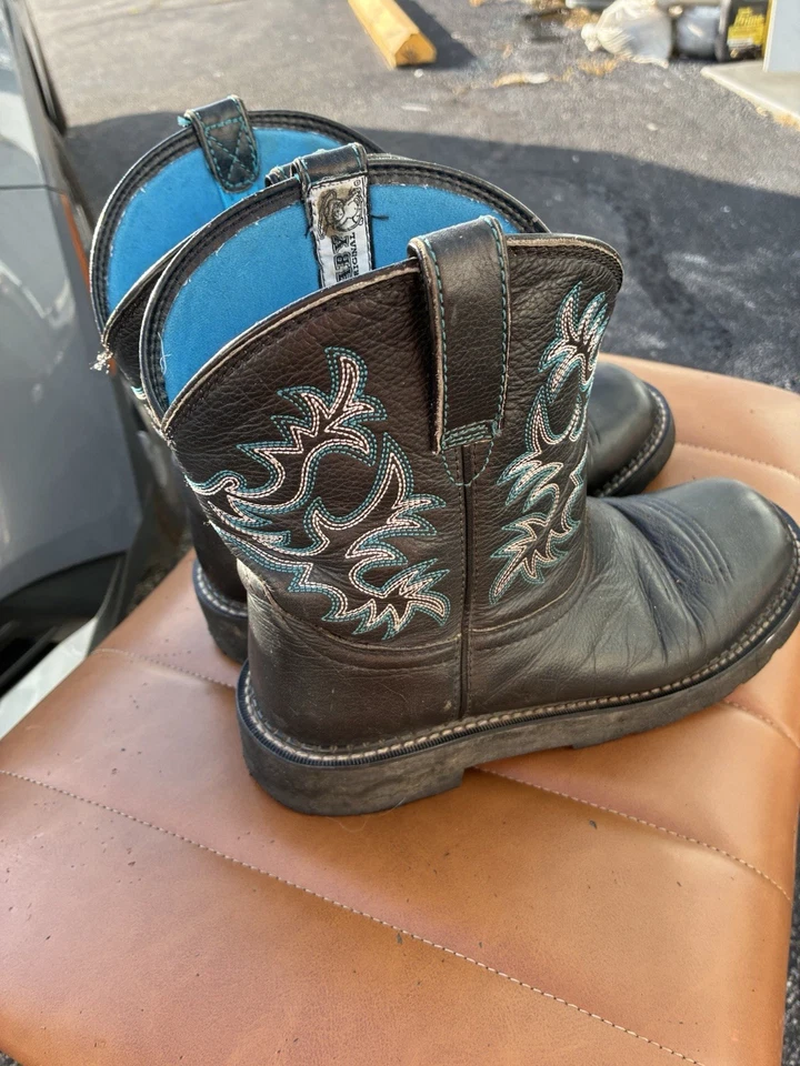 BOTAS VAQUERAS ARIAT MUJER NEGRAS / TALLA 9.5 B / MUY BUEN ESTADO USADAS Foto 4 de 4