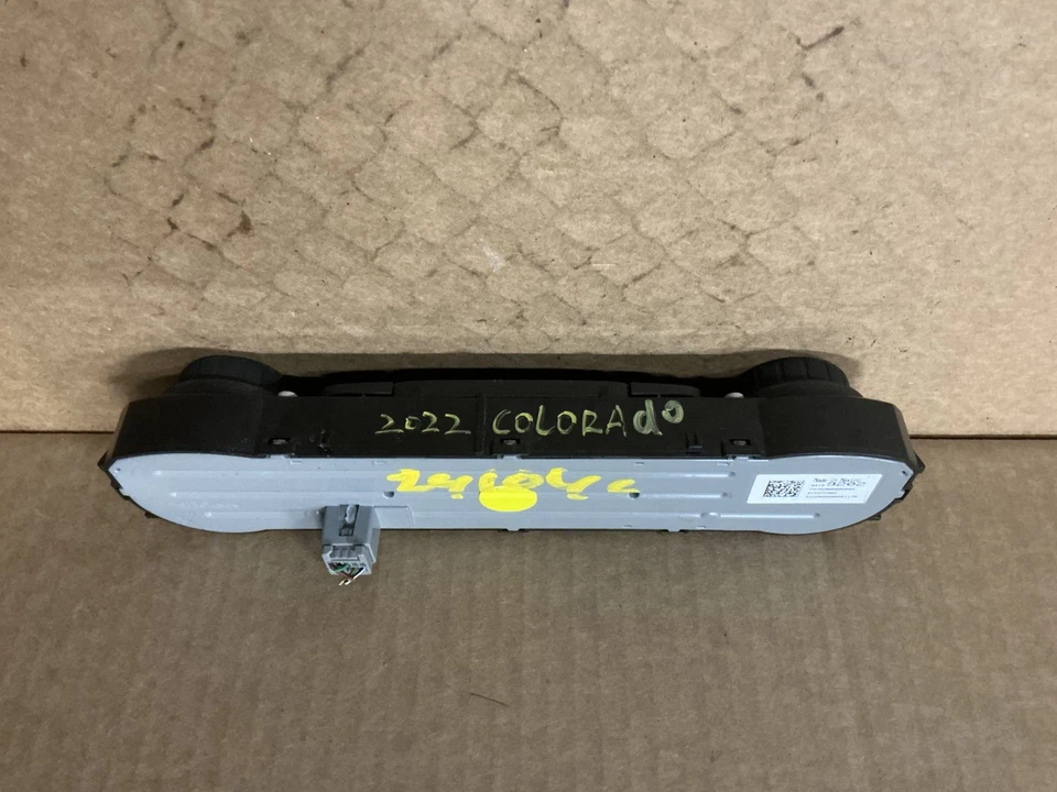 Interruptor de control de temperatura de calefacción aire acondicionado Chevrolet Colorado 2018-2022 OEM 84199202 Foto 4 de 4