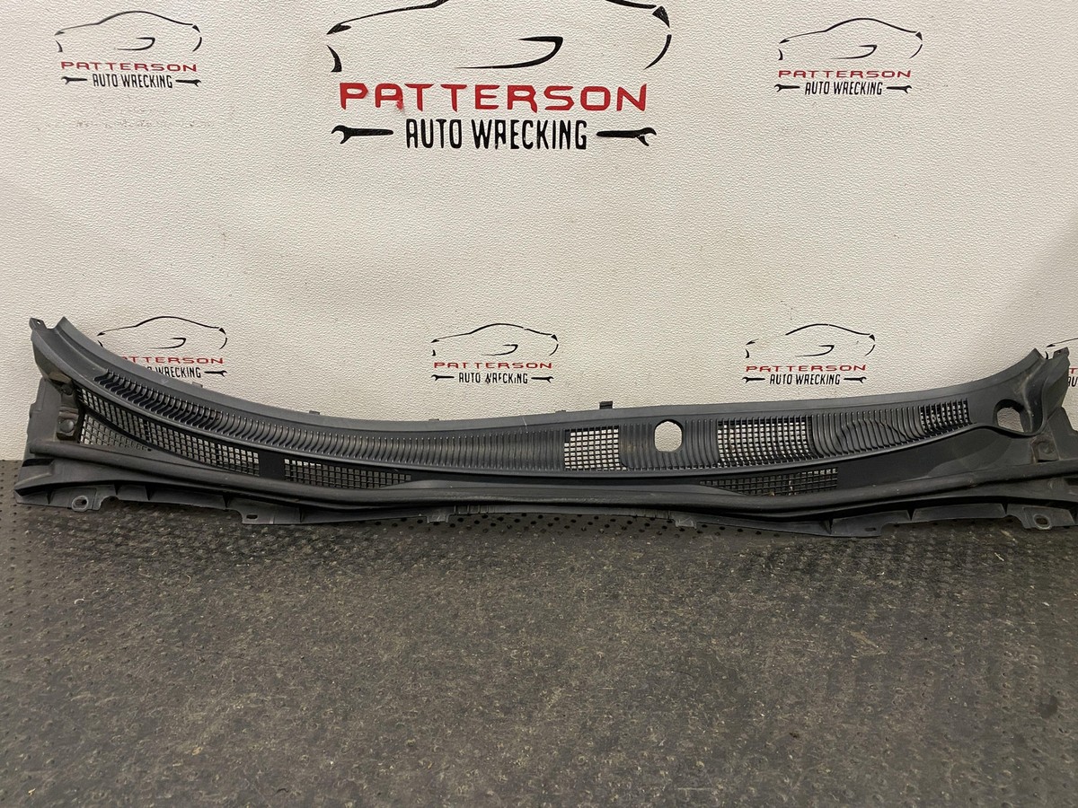 07-12 LINCOLN MKZ COWL VENT WINDSHIELD WIPER SCREEN TRIM PANEL