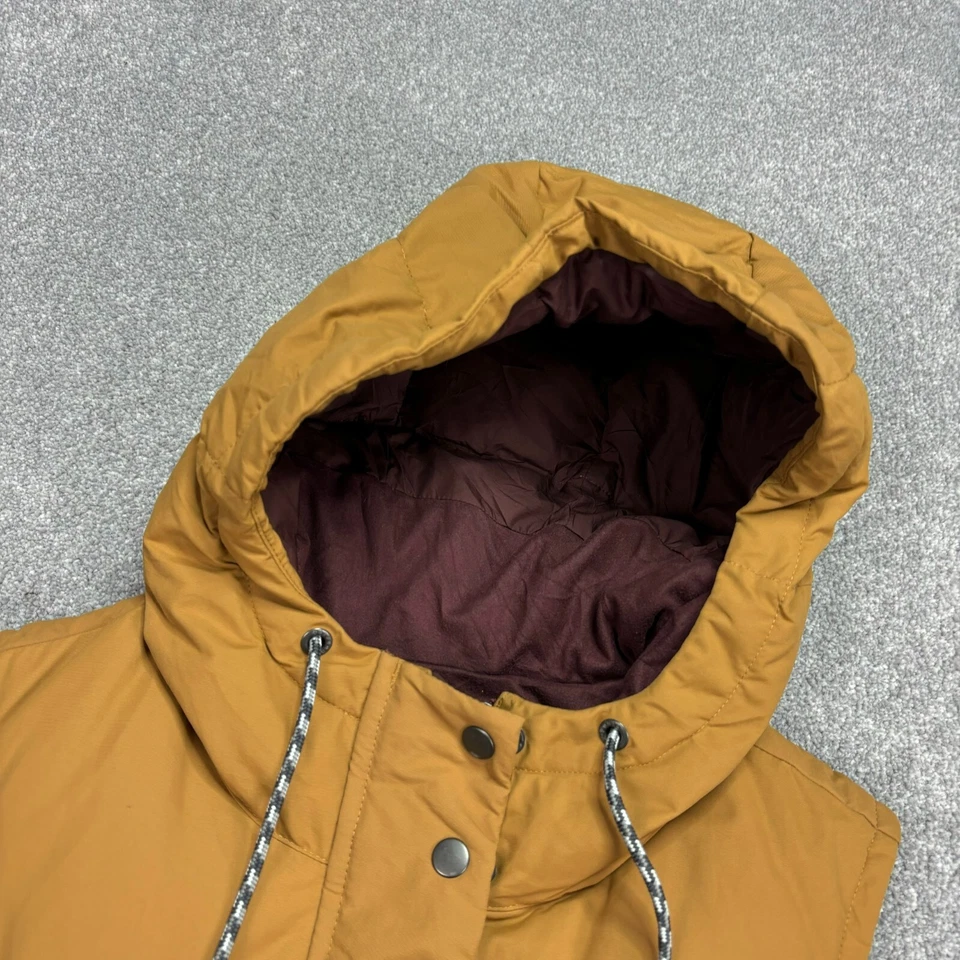 Chaqueta Patagonia Para Mujer Pequeña Roja Bivy Chaleco con Capucha Aislado Aislado Dama Foto 3 de 4