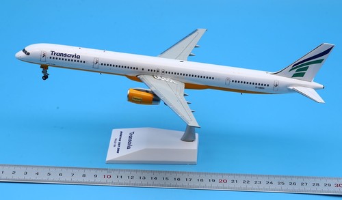 JC Wings 1:200 Transavia Airlines Boeing B757-300 Diecast Aircraft Modelo D-ABOH - Imagen 2 de 14