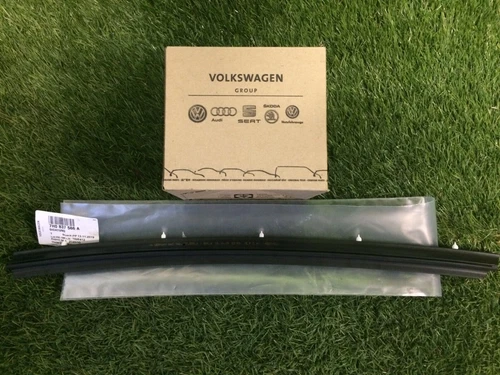 New Genuine VW Transporter T5 T6 Door Seal Front Right Rubber Gasket 7H0837566A