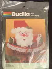 Bucilla 82333 Felt Stitchery  Smilin Santa Basket Decoration  NEW