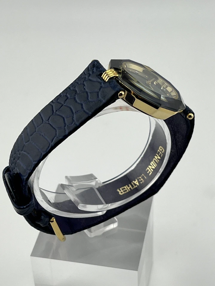 Vintage Pierre Cardin Watch Women, Faceted Dial, Leather Band New Battery - Image 3 of 4