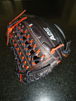 WILSON A2K D33SS BASEBALL GLOVE WTA2KRB19D33SS - 11.75'' RH $449.99