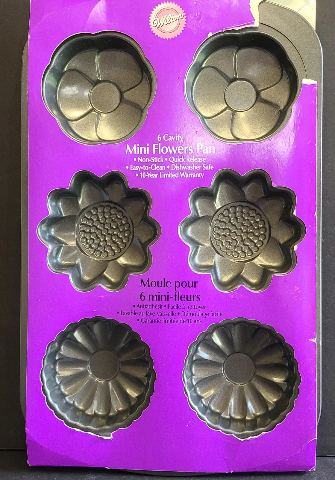 Wilton 2007 Cake Pan Nonstick Baking 6 Wells Spring Flowers Cupcake Mini New