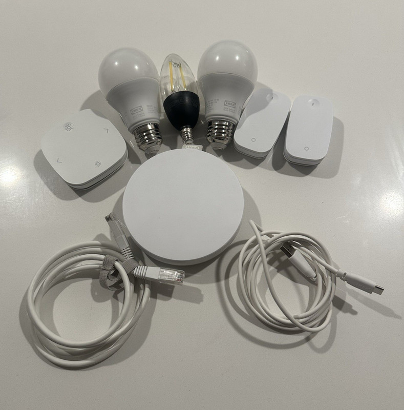 IKEA Smart Home Set - 3 Smart LED Bulbs w/ DIRIGERA Hub & 3 Dimmable Remotes