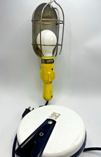 Alert S & M Co. 20 Ft Retractable Cord Reel Drop Light Model 900 GP-TESTED!