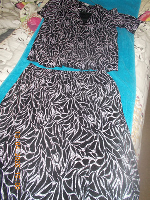 Atelier GS Damen Zweiteiler (Bluse+Rock) Plissee, kurzarm, schwarz/weiß Gr. 46