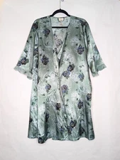 Secret Treasures Robe Sz 2X Green Blue Floral Rose Satin Silky Short Sleeves