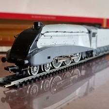 Hornby Railways R312 LNER 4-6-2 Locomotive 'Silver Link' Silver OO Gauge Boxed 