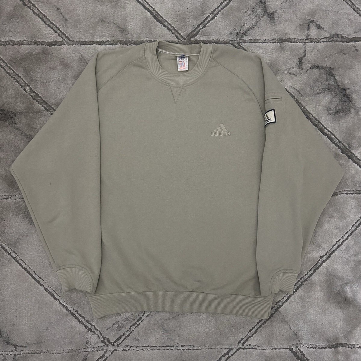 VTG 90s Adidas Logo Badge Patch Beige Sweatshirt LARGE Mens Jumper Crew  Neck