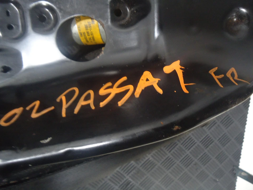 Volkswagen Passat GLX 2002 sedán de 4 movimientos 2,8 L asiento delantero derecho pista Foto 2 de 4