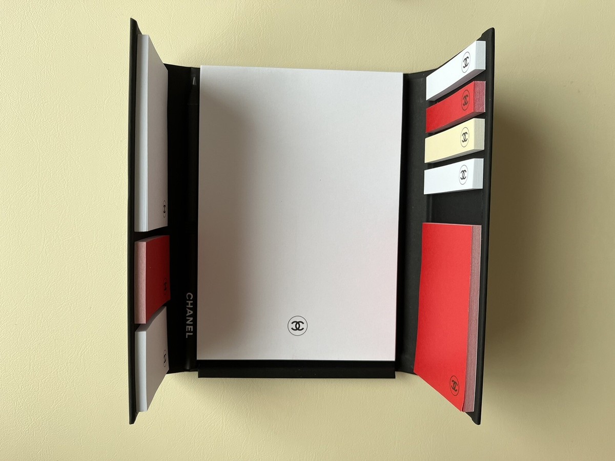 CHANEL LA Collection Pencil, Memo Pad, Sticky Note Set [Free