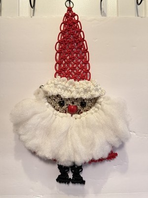 VTG Santa Claus Christmas Decoration 1970s Macrame Wall Hanging 20   Holidays