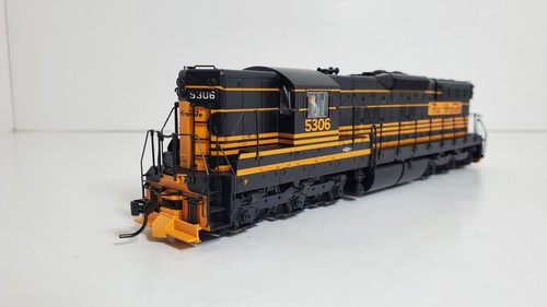 Broadway Limited HO EMD SD9 Paragon 2 DCC Sound Rio Grande 5306 | Condition: Used