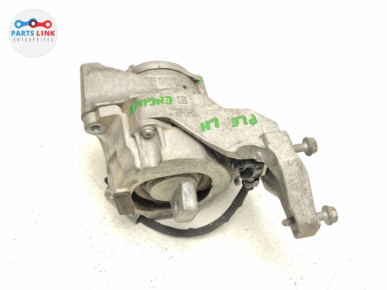 Bentley Bentayga Speed 2016-2020 Left Support mount