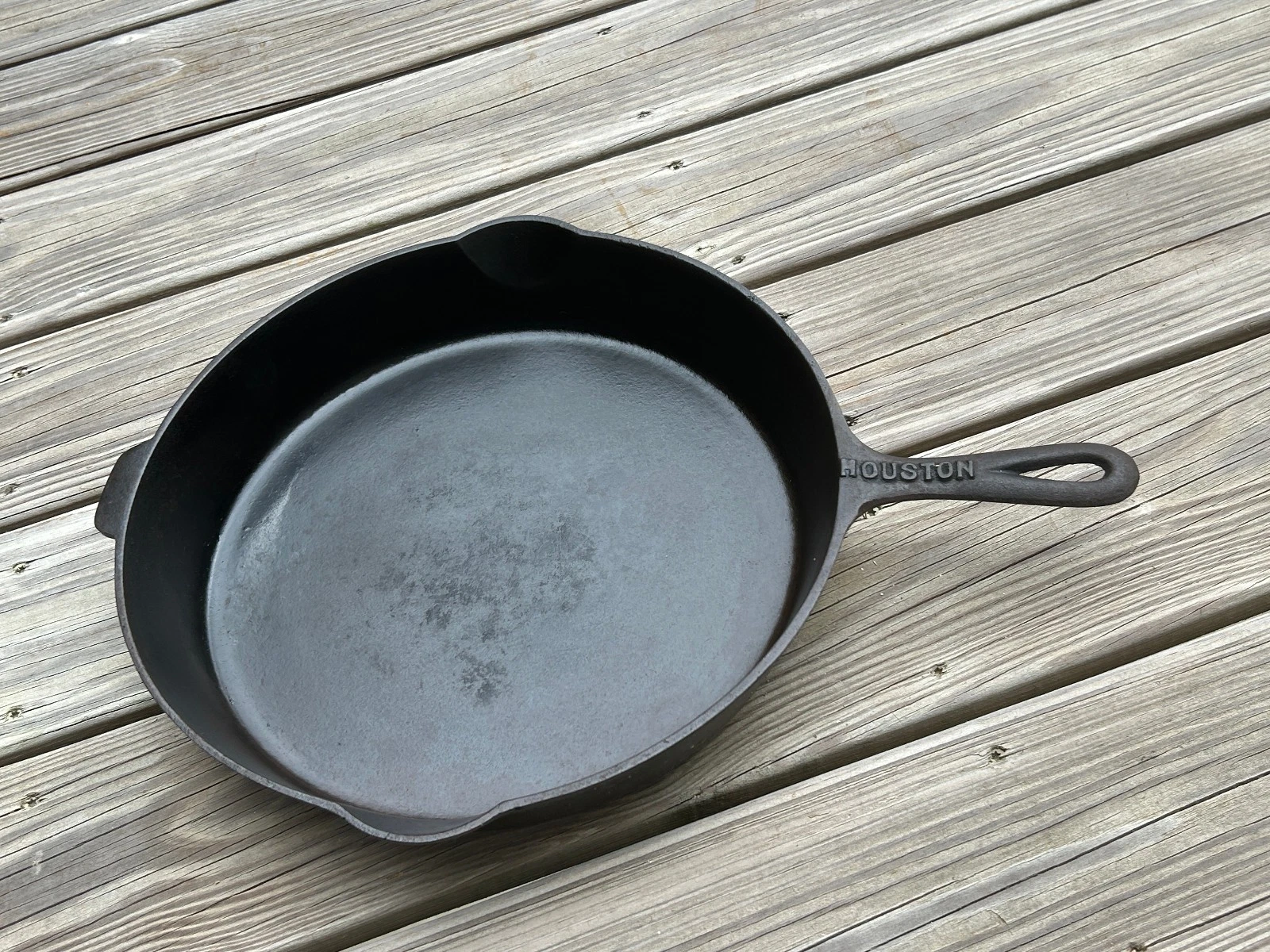 Vintage Griswold Cast Iron #12 Skillet Logo - Heat Ring