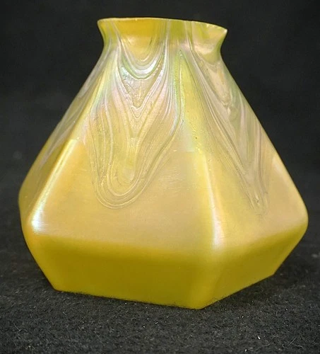 Antique Steuben/Quezal Style Arts & Crafts Pulled Feather Lamp Shade #2