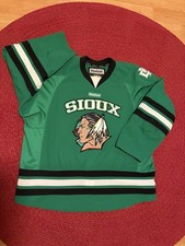 VINTAGE Reebok North Dakota Fighting Sioux Hockey Jersey Mens Sz 60  3XL