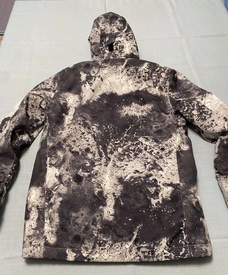 Jaqueta de Snowboard QUICKSILVER Preto/Branco Dryflight Tech 10K Tamanho 14/XL/TG/EG - Imagem 2 de 4