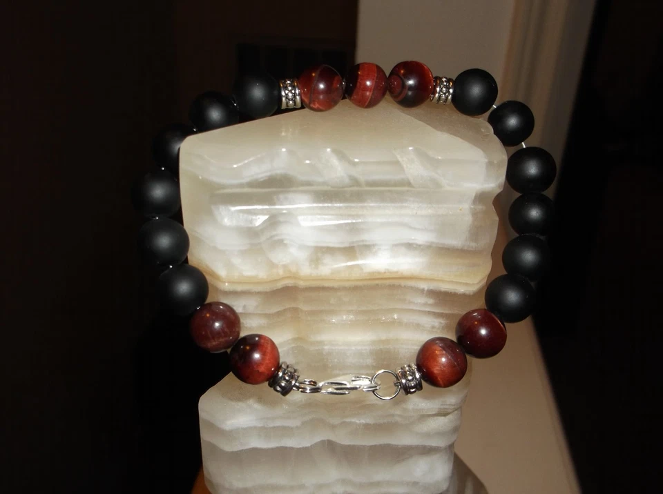 PULSERA HOMBRE HECHA A MANO 8 1/2" 10 MM ÁGATA NEGRA MATE Y OJO DE TIGRE ROJO CUENTAS Foto 2 de 4