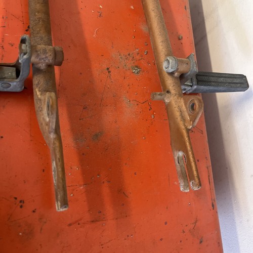 Harley Davidson Aermacchi Leggero M65 Swing Arm Rear Fork W Pegs & Pivot Bolt - Picture 11 of 14