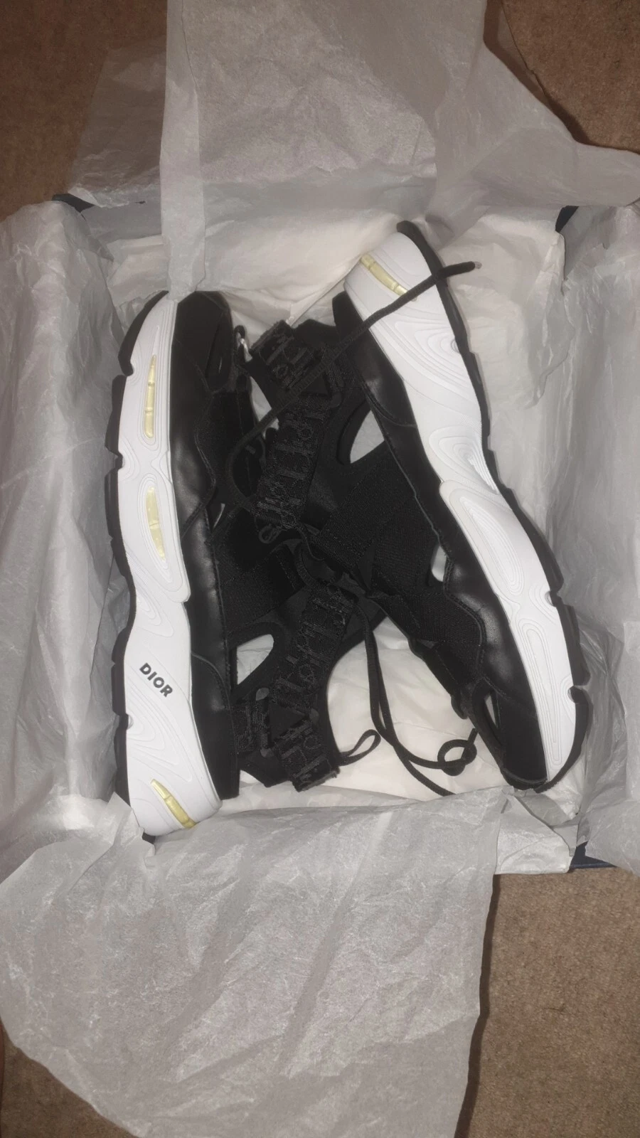 Baskets sandales homme Dior noires CD1