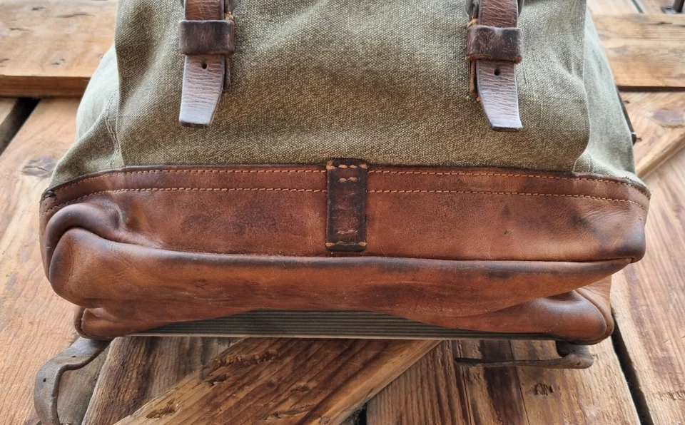 Robuster, alter Schweizer Armee Rucksack, Segeltuch & Leder Original 1956, Nr.20 - Bild 4 von 4