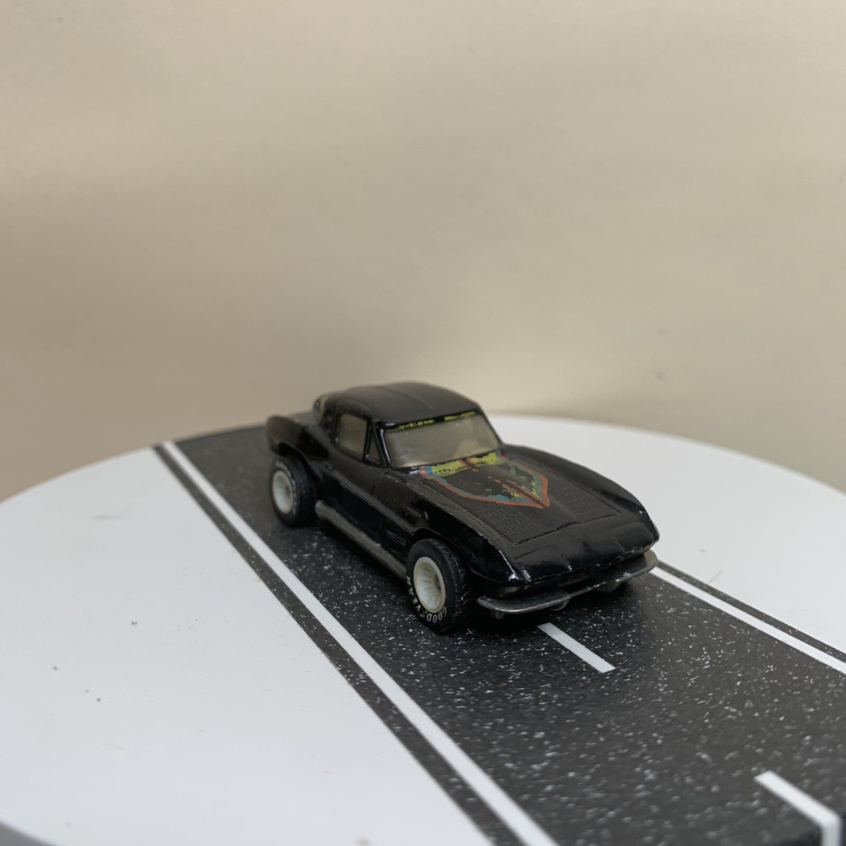 Hot Wheels Real Riders Split Window 63 Corvette Black w/White Hub
