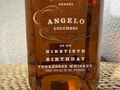 Jack Daniel s  ANGELO LUCCHESI  