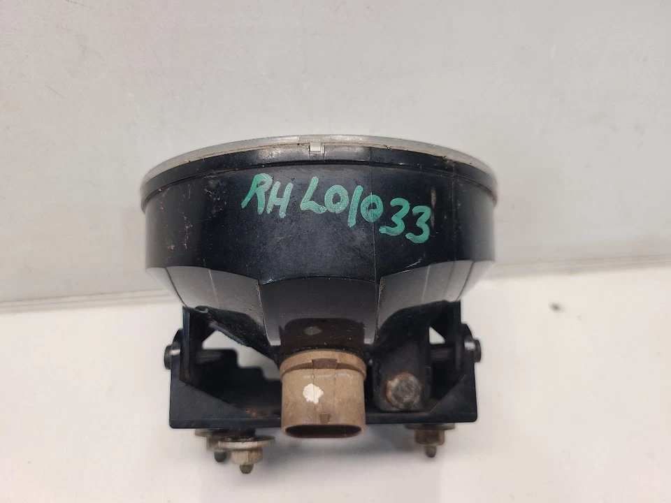 2002-09 GMC Envoy Passenger Right Fog Light - Image 3 of 4