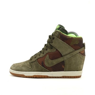 Nike Damen Dunk Sky Hi Wedge Sneaker EU 39 Olivgrün 543258-301