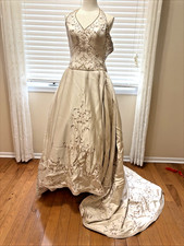 VTG 00's Signature Halter Satin Wedding Dress Gown Size 2 Ivory Beaded Princess