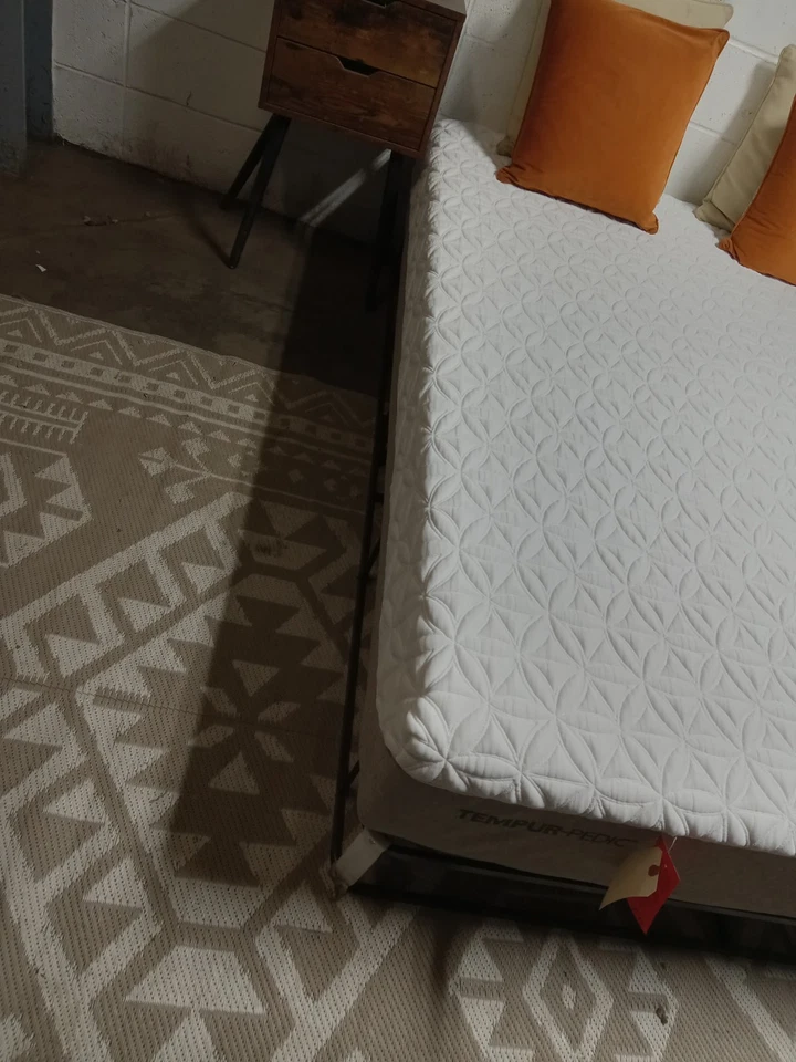 Tempur-Pedic | Tempur-Cloud | Prima 10" Full Mattress - Image 4 of 4