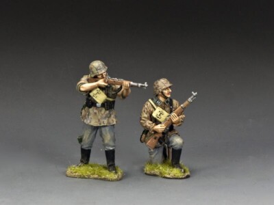 King And Country DD341(G) – Soldats En Action Avec Socle Herbe, Neuf En Boîte