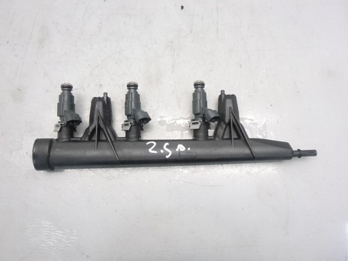 Einspritzleiste Citroen Peugeot C3 C4 208 1,2 HMZ EB2F HN02 9676020480
